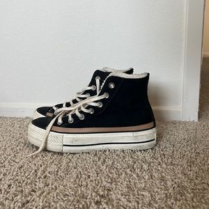 Platform converse